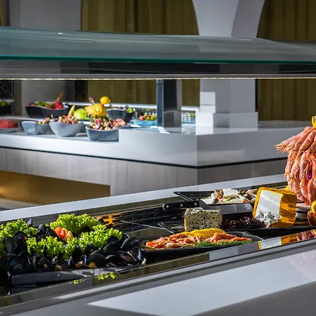Hotel Rethymno Mare Royal & Water Park 5*